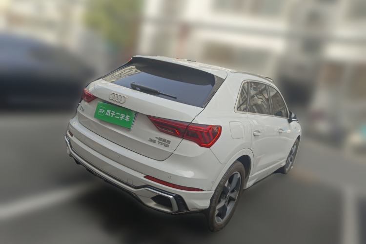 Used Audi Q3 2024 35 TFSI Fashion Dynamic Edition Rear Right 45 Deg