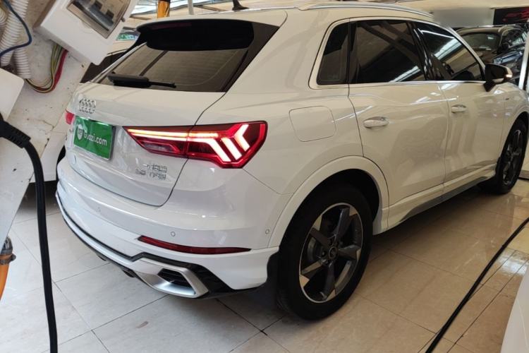 Used Audi Q3 2024 35 TFSI Fashion Dynamic Edition Rear Right 45 Deg