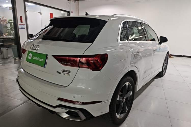 Used Audi Q3 2024 35 TFSI Fashion Dynamic Edition Rear Right 45 Deg