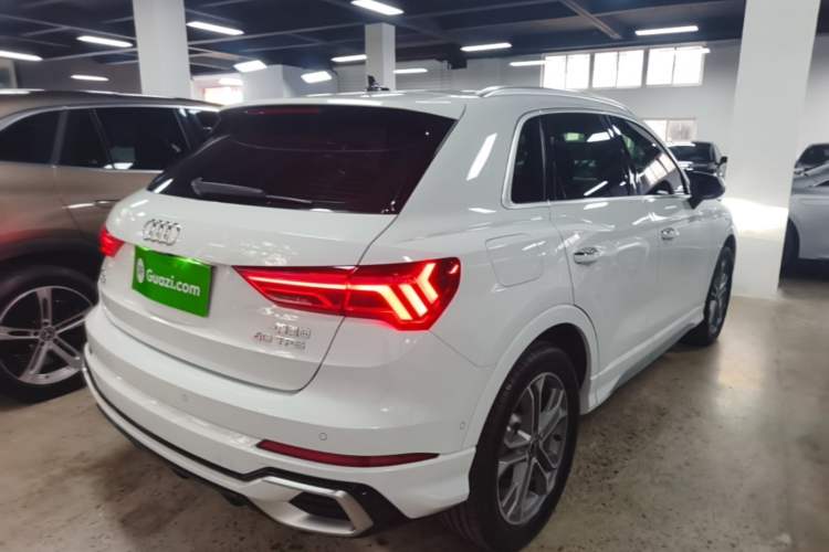 Used Audi Q3 2024 40 TFSI Fashion Dynamic Model Rear Right 45 Deg