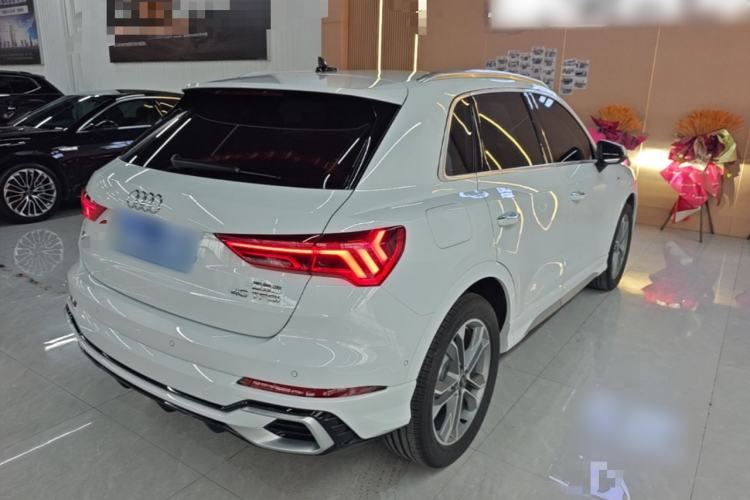 Used Audi Q3 2024 40 TFSI Fashion Dynamic Model Rear Right 45 Deg