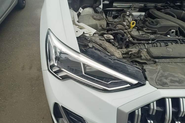 Used Audi Q3 2024 35 TFSI Stylish and Elegant Edition Right Front Headlight