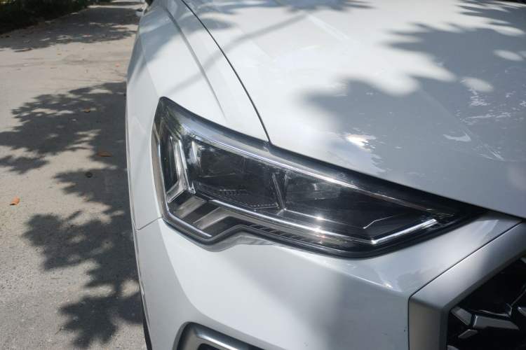 Used Audi Q3 2024 35 TFSI Fashion Dynamic Edition Right Front Headlight