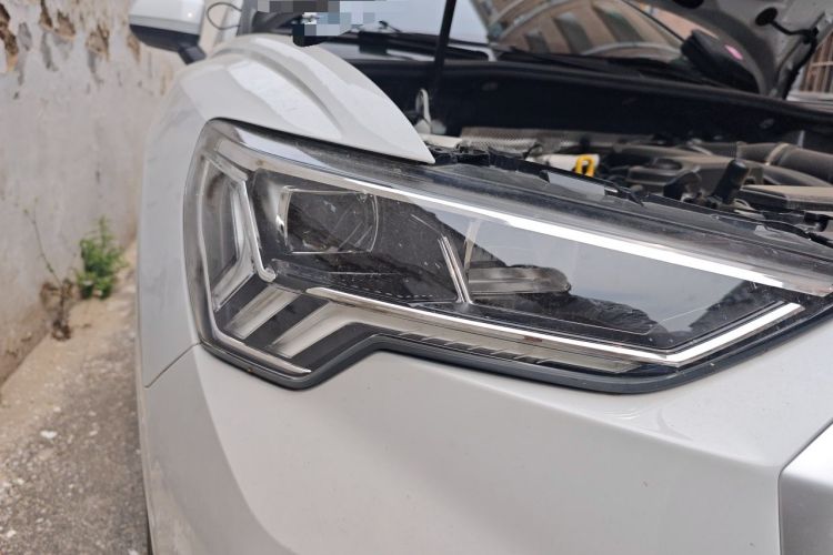 Used Audi Q3 2024 35 TFSI Fashion Dynamic Edition Right Front Headlight