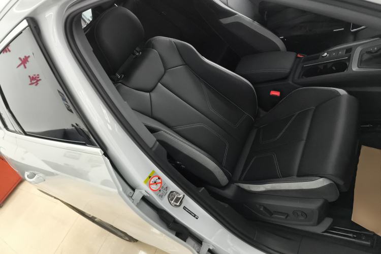 Used Audi Q3 2024 40 TFSI Fashion Dynamic Model Right Front Seat