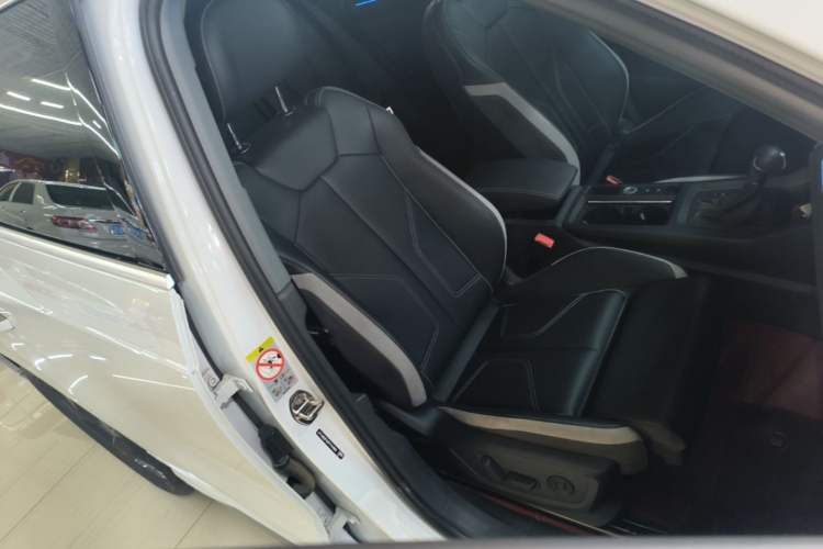 Used Audi Q3 2024 35 TFSI Fashion Dynamic Edition Right Front Seat