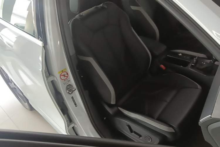 Used Audi Q3 2024 35 TFSI Fashion Dynamic Edition Right Front Seat