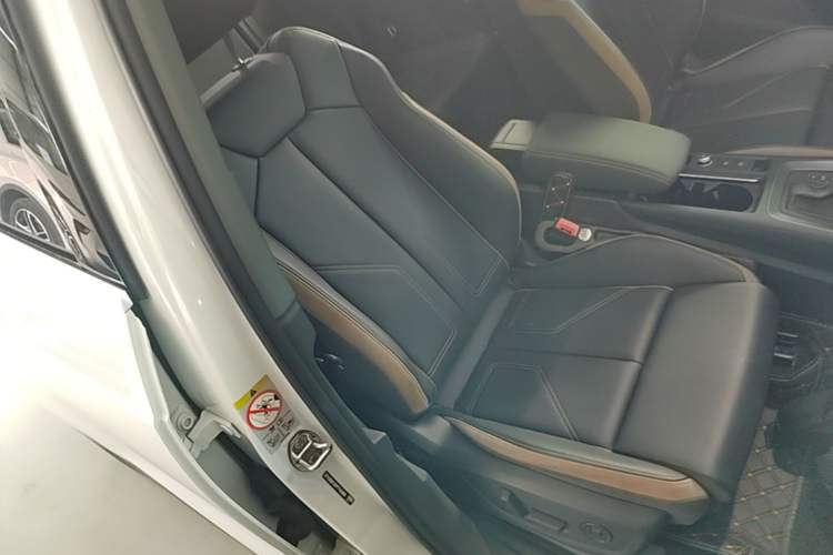 Used Audi Q3 2024 35 TFSI Stylish and Elegant Edition Right Front Seat