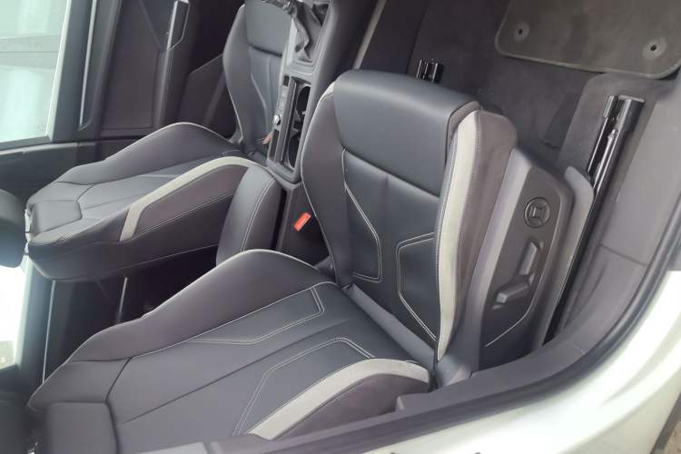 Used Audi Q3 2024 40 TFSI Fashion Dynamic Model Right Front Seat