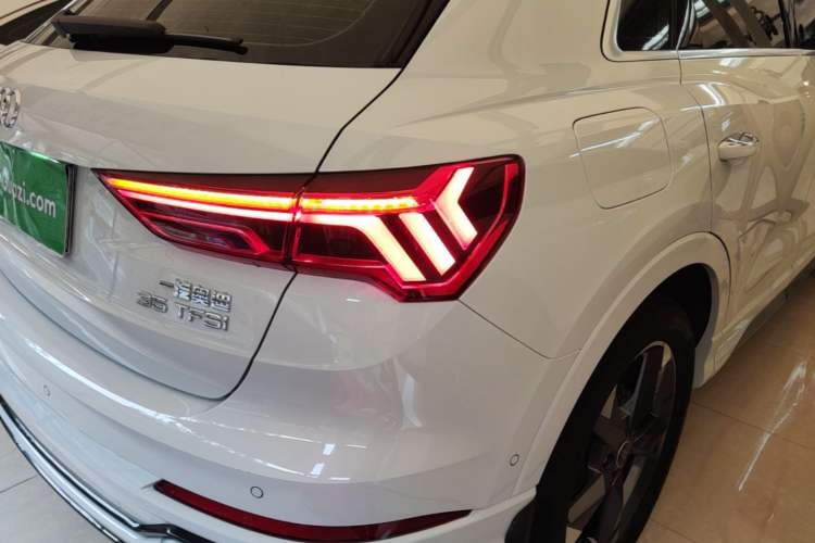 Used Audi Q3 2024 35 TFSI Fashion Dynamic Edition Right Rear Taillight