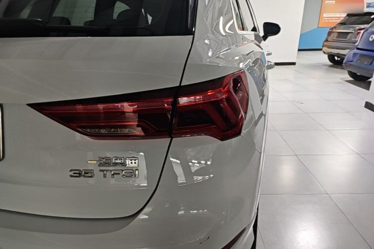 Used Audi Q3 2024 35 TFSI Fashion Dynamic Edition Right Rear Taillight