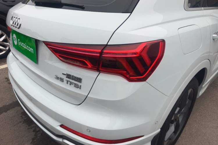 Used Audi Q3 2024 35 TFSI Fashion Dynamic Edition Right Rear Taillight