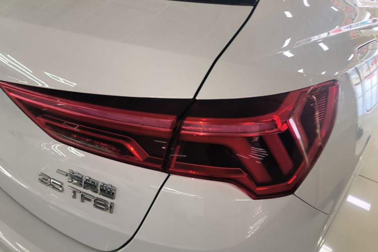 Used Audi Q3 2024 35 TFSI Fashion Dynamic Edition Right Rear Taillight