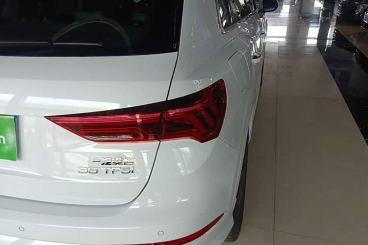Used Audi Q3 2024 35 TFSI Fashion Dynamic Edition Right Rear Taillight