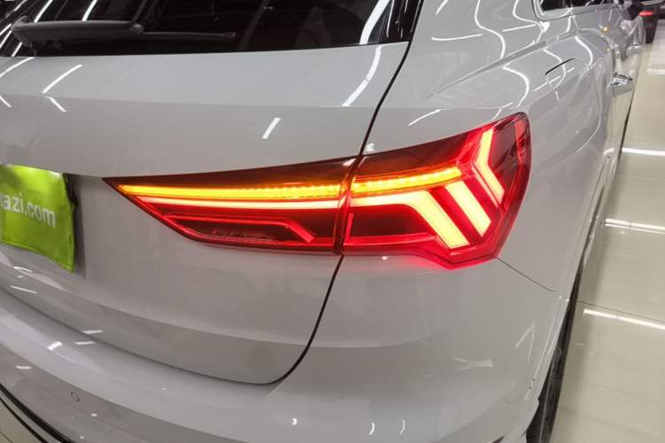 Used Audi Q3 2024 35 TFSI Fashion Dynamic Edition Right Rear Taillight