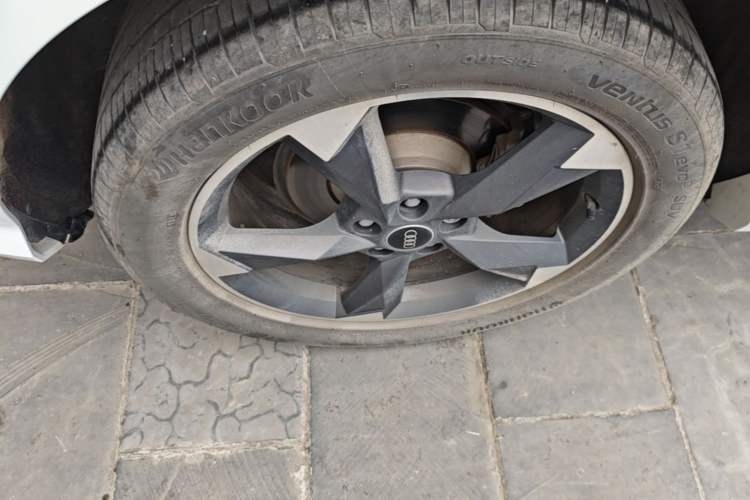 Used Audi Q3 2024 35 TFSI Fashion Dynamic Edition Right Rear Wheel Hub