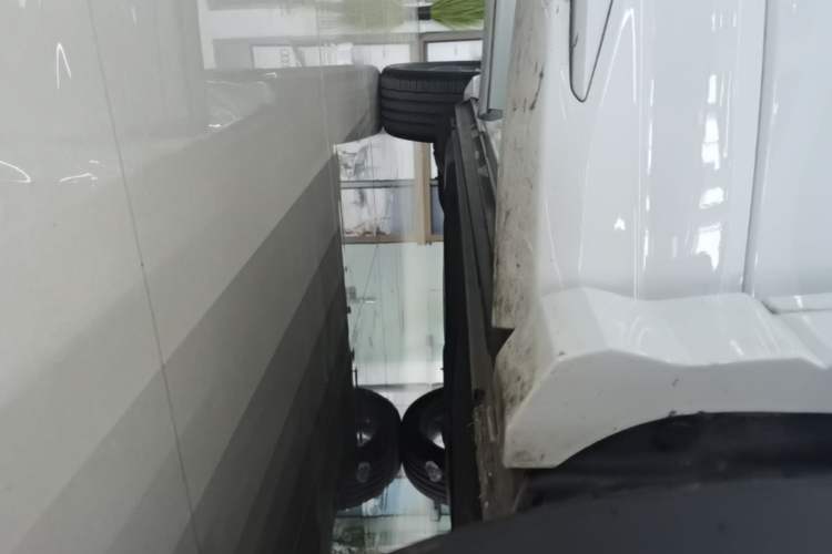 Used Audi Q3 2024 35 TFSI Fashion Dynamic Edition Right Side Sill