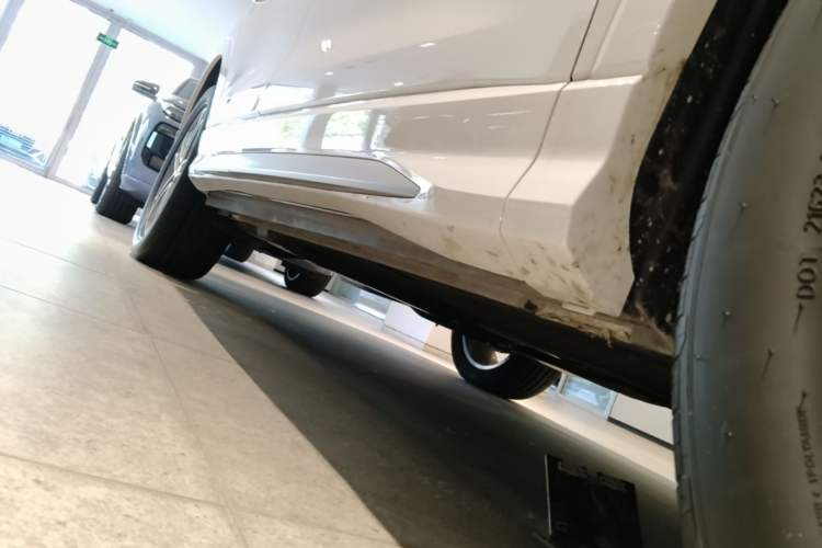 Used Audi Q3 2024 40 TFSI Fashion Dynamic Model Right Side Sill