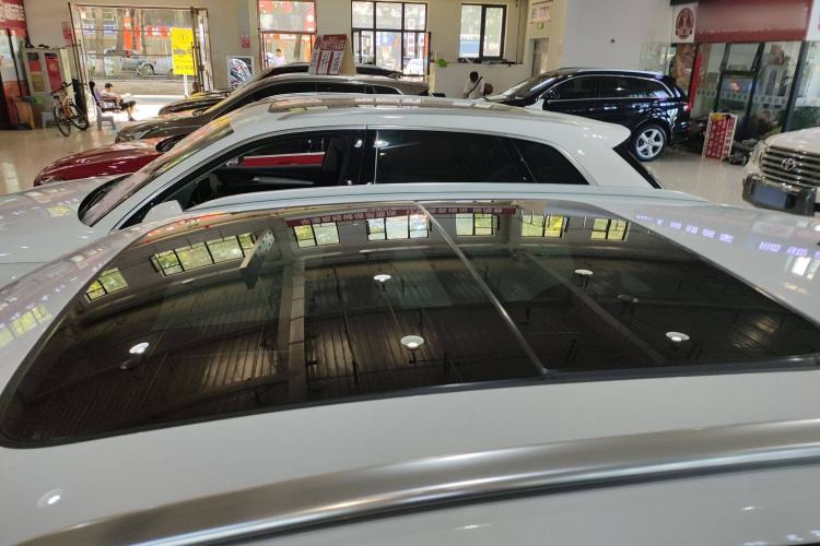 Used Audi Q3 2024 40 TFSI Fashion Dynamic Model Roof