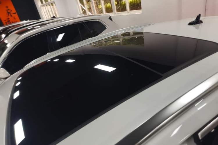 Used Audi Q3 2024 40 TFSI Fashion Dynamic Model Roof
