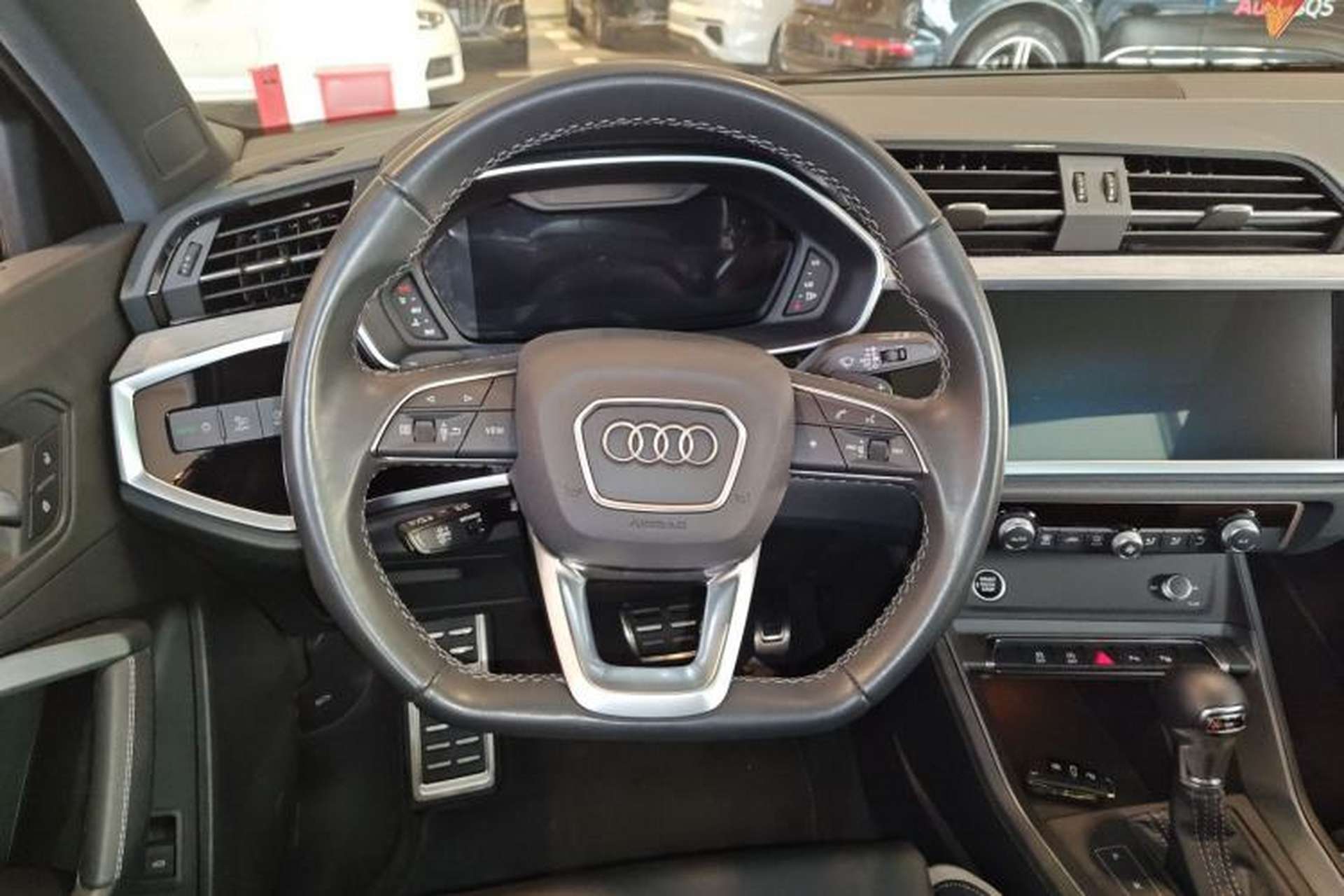 Used Audi Q3 2024 35 TFSI Fashion Dynamic Edition Steering Wheel