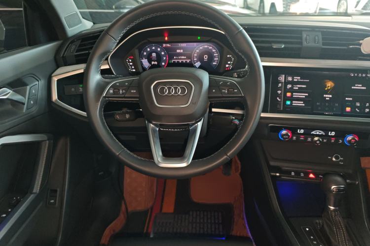 Used Audi Q3 2024 35 TFSI Ambition Dynamic Edition Steering Wheel