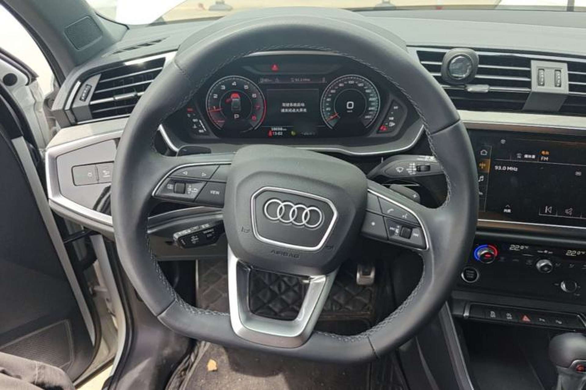Used Audi Q3 2024 35 TFSI Fashion Dynamic Edition Steering Wheel