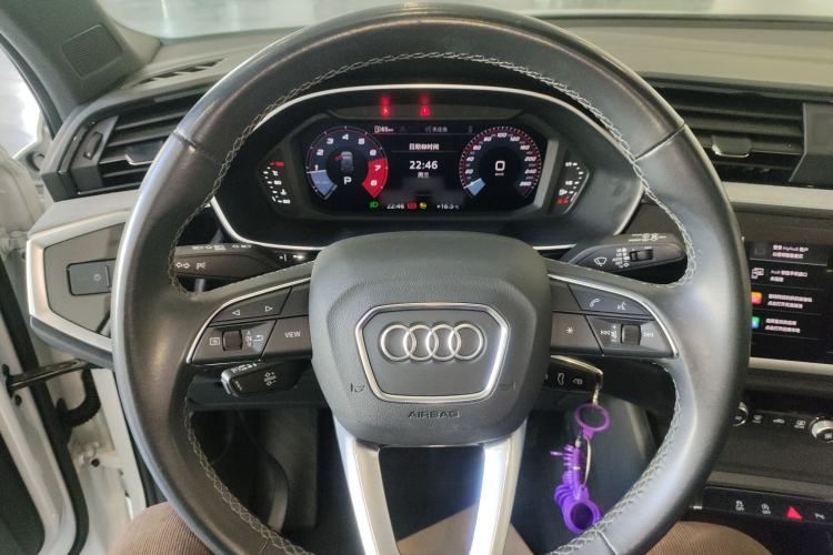 Used Audi Q3 2024 35 TFSI Ambition Dynamic Edition Steering Wheel