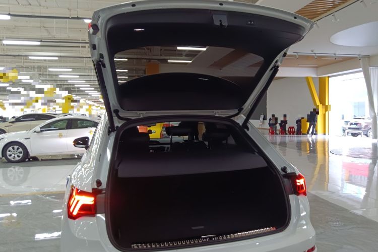 Used Audi Q3 2024 35 TFSI Fashion Dynamic Edition Trunk