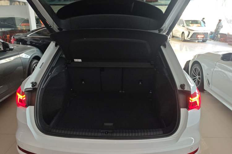 Used Audi Q3 2024 35 TFSI Ambition Dynamic Edition Trunk