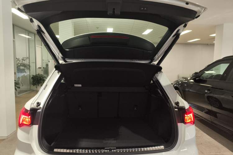 Used Audi Q3 2024 40 TFSI Fashion Dynamic Model Trunk