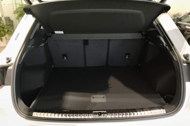 Used Audi Q3 2024 40 TFSI Fashion Dynamic Model Trunk