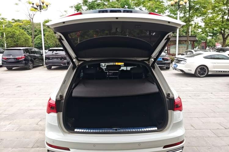 Used Audi Q3 2024 35 TFSI Fashion Dynamic Edition Trunk