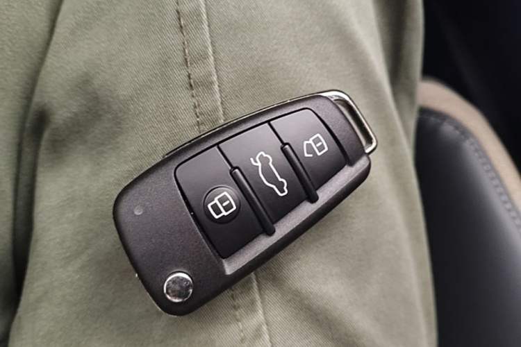 Used Audi Q3 2024 35 TFSI Stylish and Elegant Edition Vehicle Key