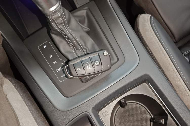 Used Audi Q3 2024 40 TFSI Fashion Dynamic Model Vehicle Key