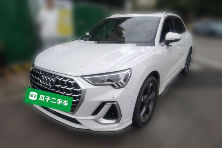 Audi Q3 2024 35 TFSI Fashion Dynamic Edition