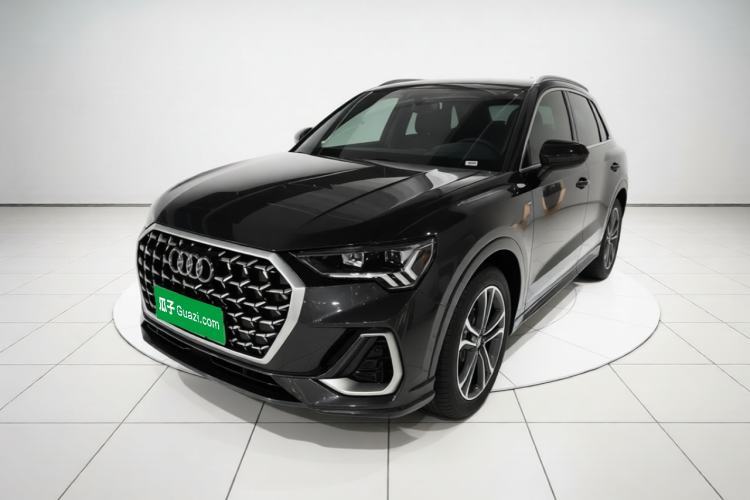 Used Audi Q3 2025 quattro 45th Anniversary Edition 40TFSI Fashionable and Dynamic Model Guazi used car, China used car export, Used car for sale, Used cars, Cheapest cars for sale