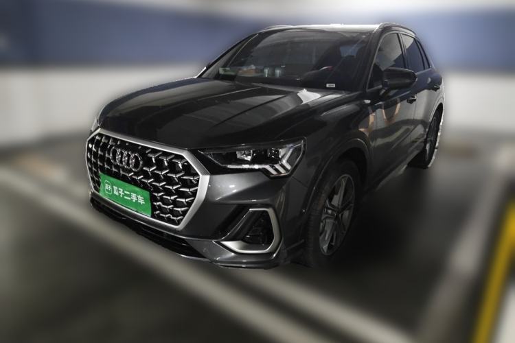 Used Audi Q3 2025 quattro 45th Anniversary Edition 40TFSI Fashionable and Dynamic Model Guazi used car, China used car export, Used car for sale, Used cars, Cheapest cars for sale