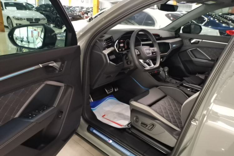 Used Audi Q3 2025 quattro 45th Anniversary Edition 35TFSI Fashionable and Dynamic Model Driver Seat