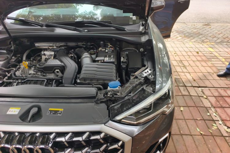 Used Audi Q3 2025 quattro 45th Anniversary Edition 35TFSI Advanced Style Model Engine Bay Left