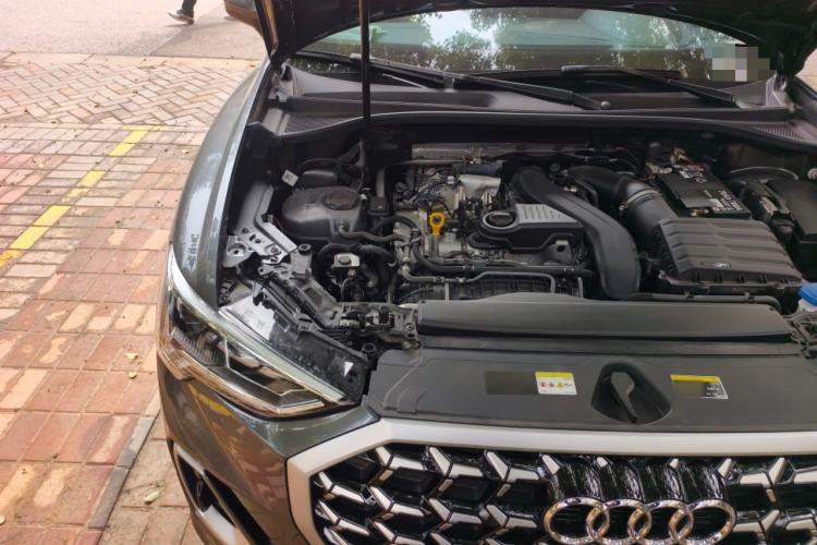 Used Audi Q3 2025 quattro 45th Anniversary Edition 35TFSI Advanced Style Model Engine Bay Right
