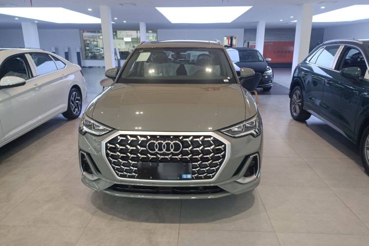 Used Audi Q3 2025 quattro 45th Anniversary Edition 40TFSI Fashionable and Dynamic Model Exterior 1