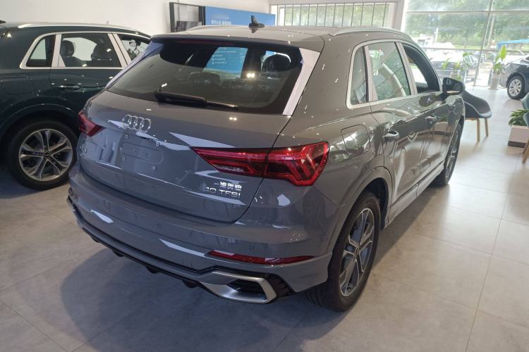 Used Audi Q3 2025 quattro 45th Anniversary Edition 40TFSI Fashionable and Dynamic Model Exterior 3