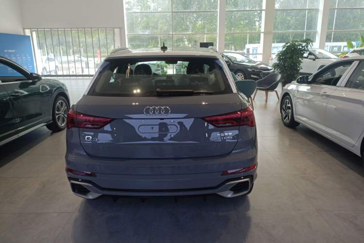 Used Audi Q3 2025 quattro 45th Anniversary Edition 40TFSI Fashionable and Dynamic Model Exterior 4