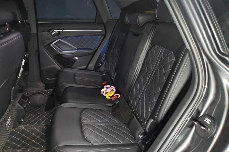 Used Audi Q3 2025 quattro 45th Anniversary Edition 40TFSI Fashionable and Dynamic Model Left Rear Seat