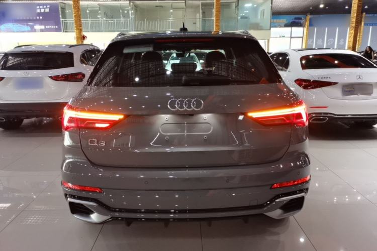 Used Audi Q3 2025 quattro 45th Anniversary Edition 35TFSI Fashionable and Dynamic Model Rear