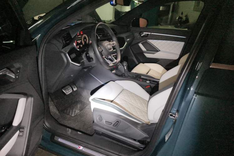 Used Audi Q3 2025 quattro 45th Anniversary Edition 35TFSI Fashionable and Dynamic Model Driver Seat