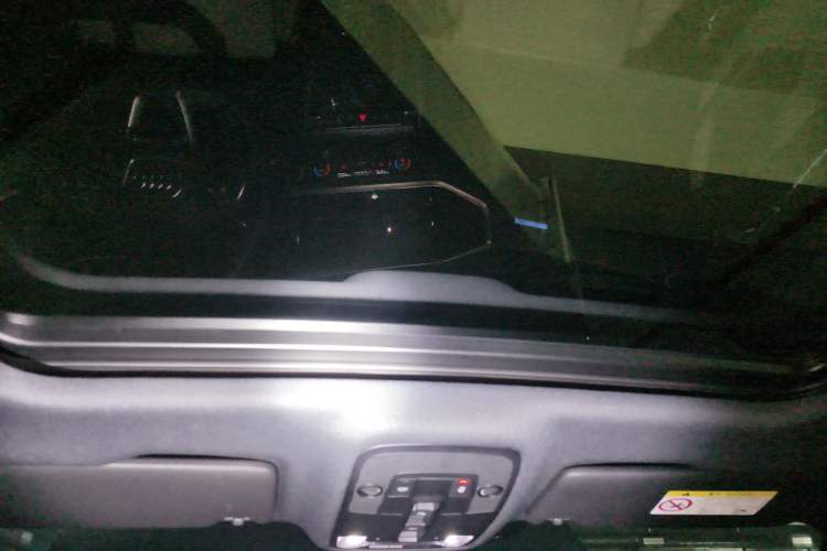 Used Audi Q3 2025 quattro 45th Anniversary Edition 35TFSI Fashionable and Dynamic Model Headliner