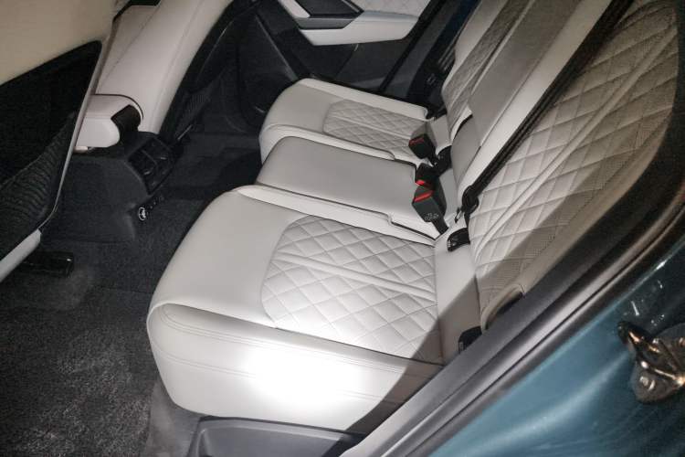 Used Audi Q3 2025 quattro 45th Anniversary Edition 35TFSI Fashionable and Dynamic Model Left Rear Seat