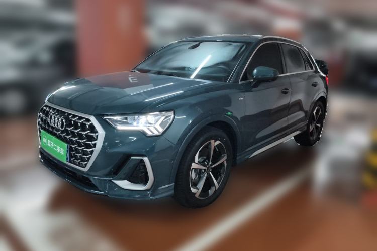Used Audi Q3 2025 quattro 45th Anniversary Edition 35TFSI Fashionable and Dynamic Model Guazi used car, China used car export, Used car for sale, Used cars, Cheapest cars for sale